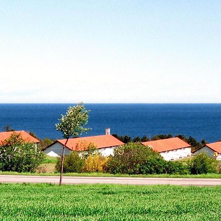 2 Person Holiday Home In Allinge Extérieur photo