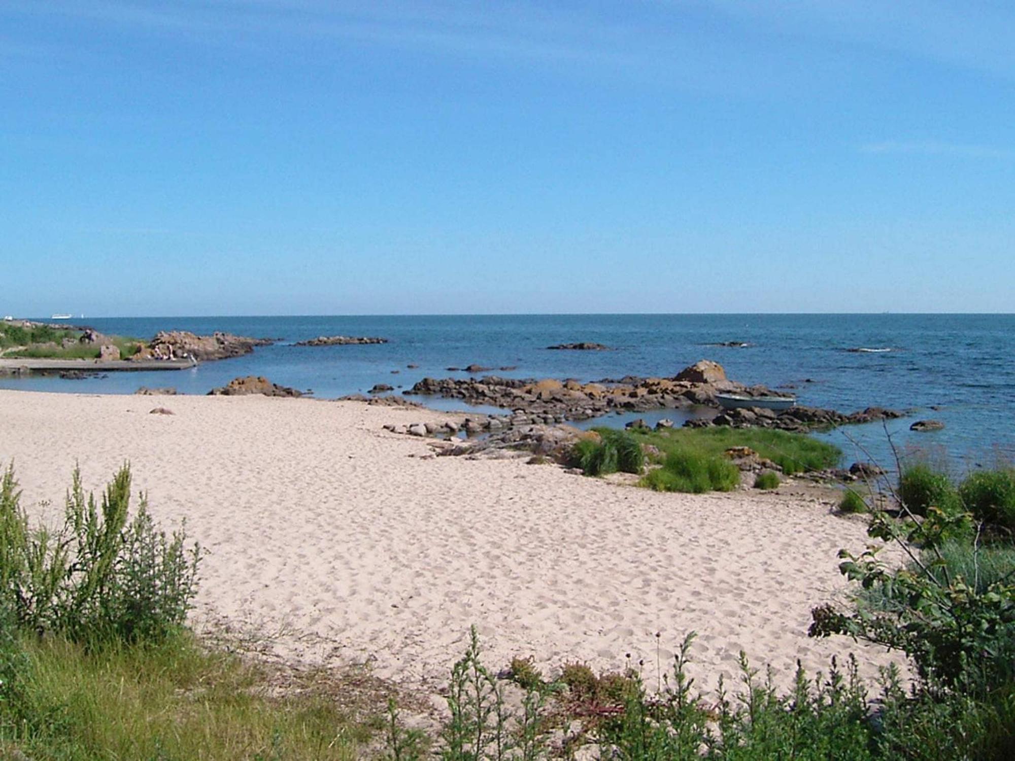 2 Person Holiday Home In Allinge Extérieur photo